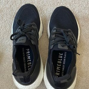 Adidas ultra boost size 6.5 women